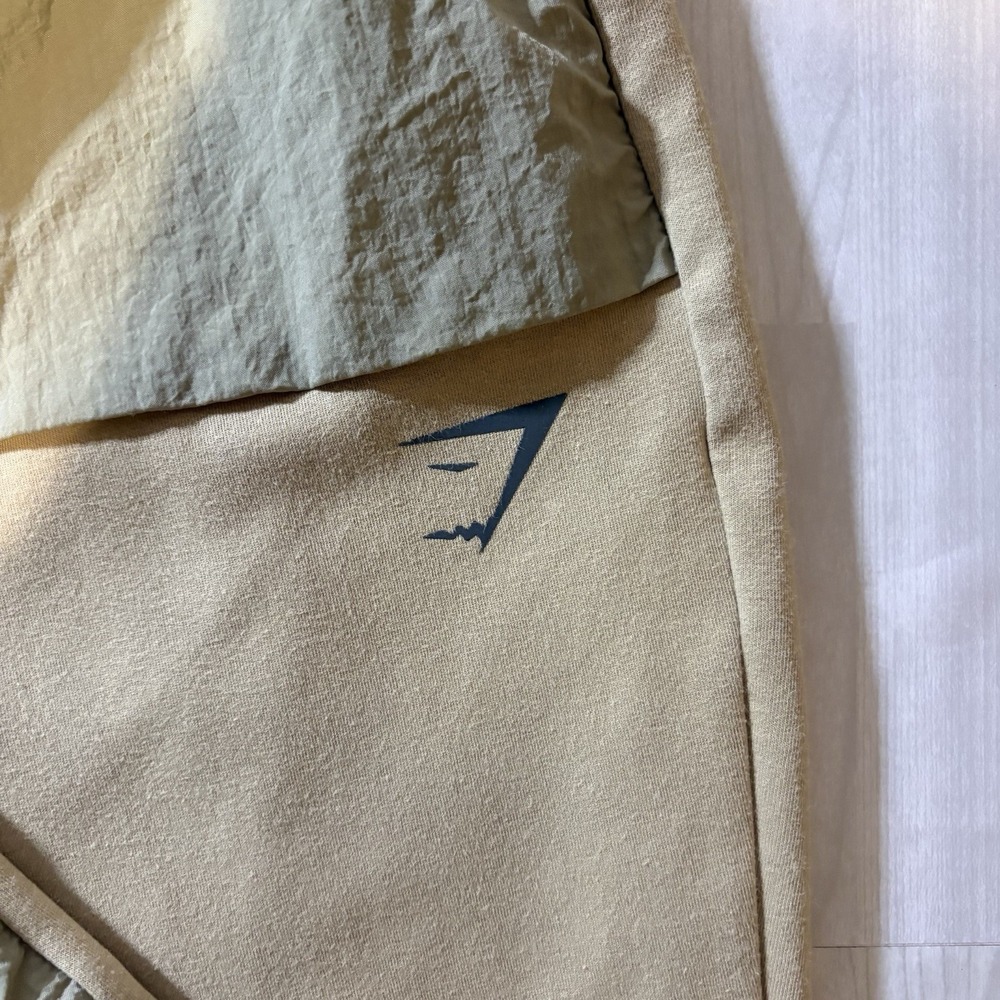 Gymshark Venture Joggers Men's Size L Beige/Olive Sweatpants Sporty Utility Gym - Picture 2 of 11